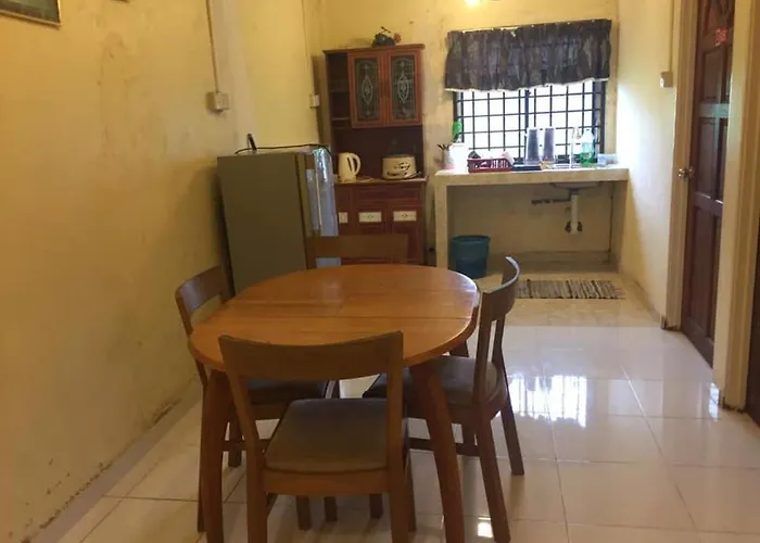 Trisya Homestay